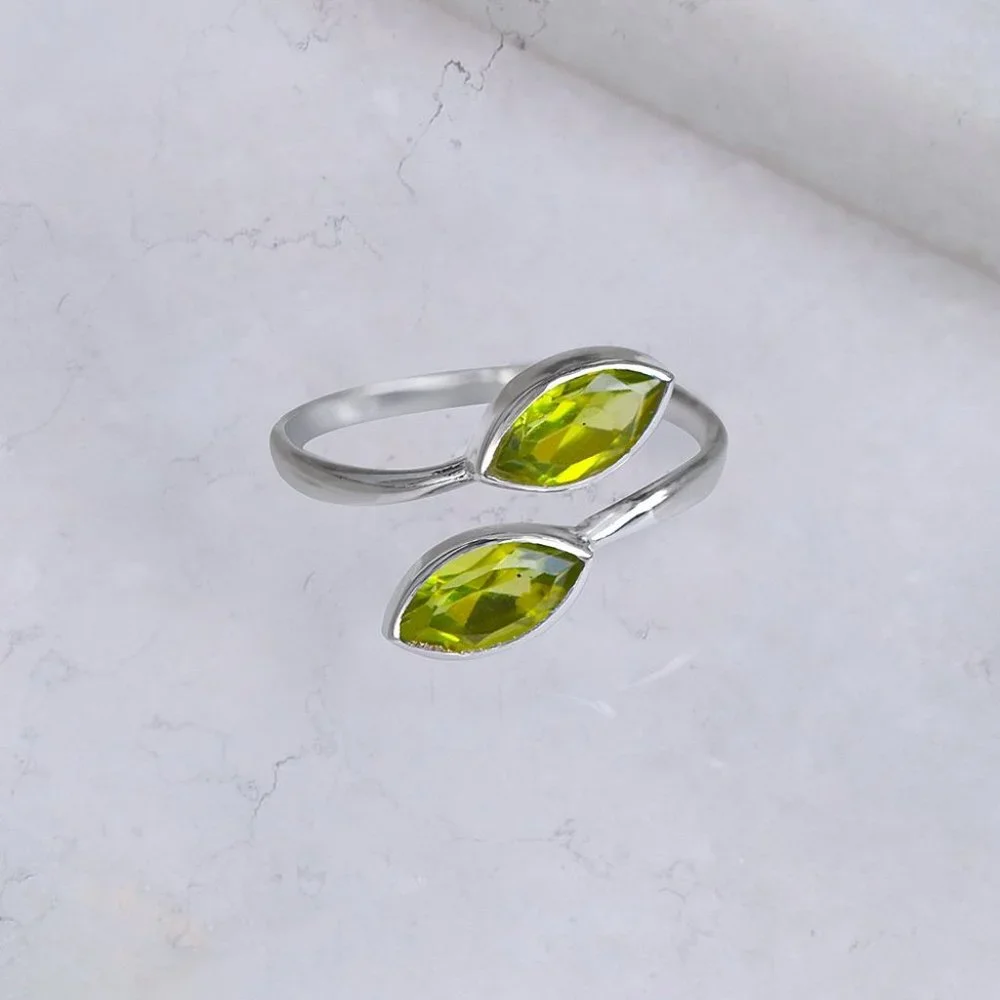 New Gorgeous 925 Silver Natural Peridot Ring